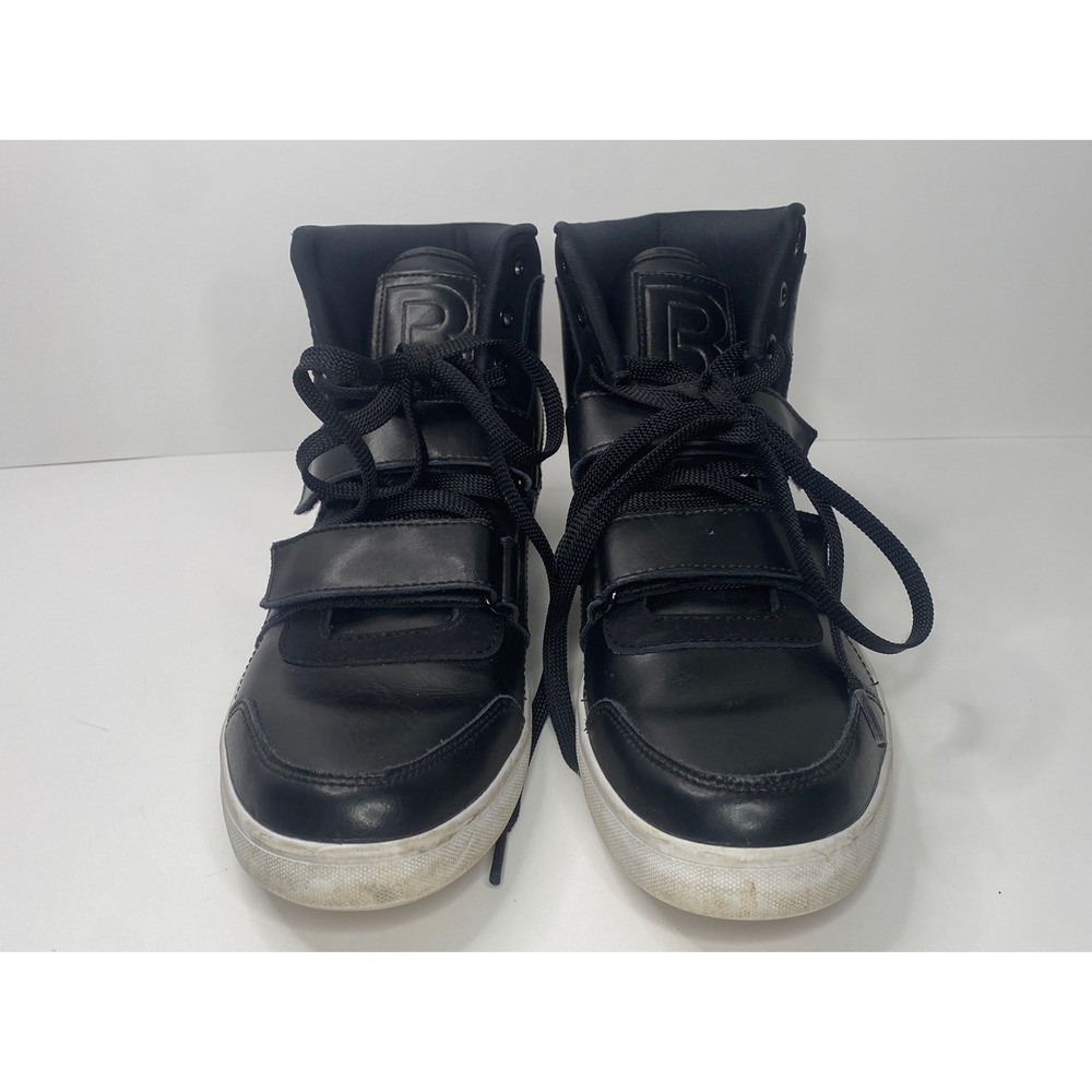 Reebok Men's Black Lace Up High Tops. Size 8.5. Really Good Condition. Fast Ship
